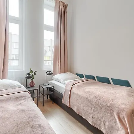 Kamienica Centrum Nr 13 شقة